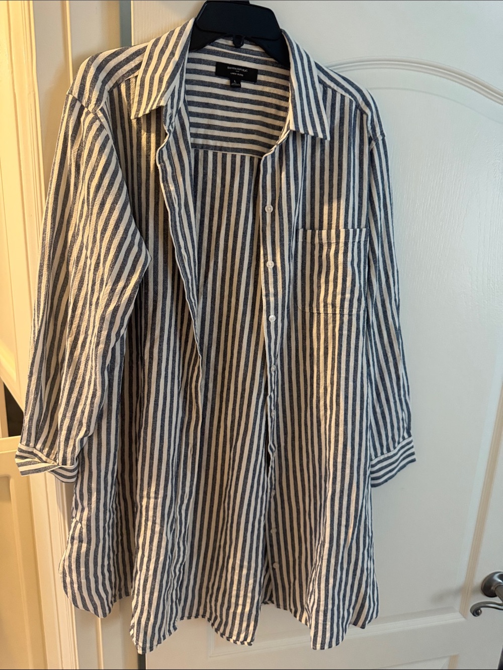 Banana Republic Blue and White Striped Button-Down Shirt